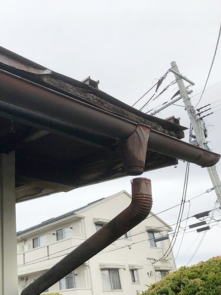 雨どいでお困りの方